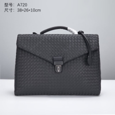 Mens Bottega Veneta Clutch Bags